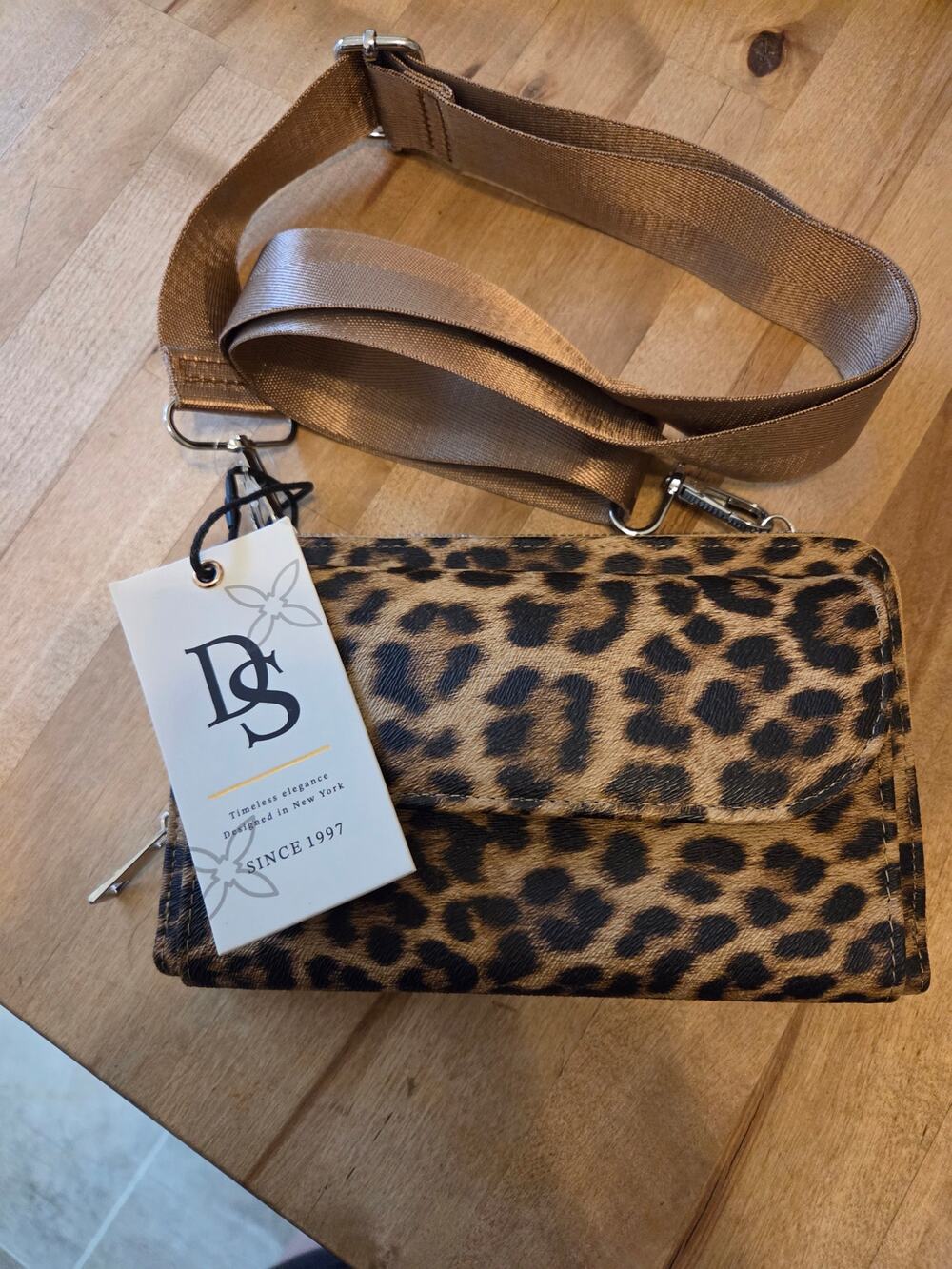 ASOS DESIGN Leopard Print Crossbody Bag Clutch NWT"